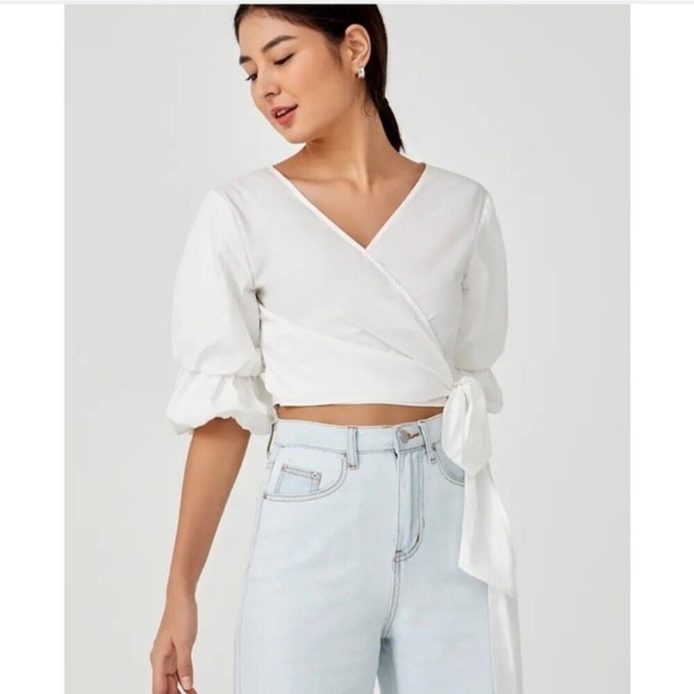 Love, Bonito Staria multi Wrap top New
